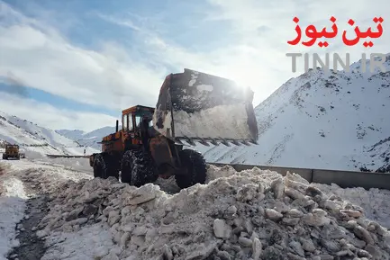 عملیات بازگشایی جاده پیست اسکی تاریک دره همدان