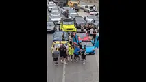 ماجرای بسته‌ شدن جاده فیروزکوه توسط چند خودروی لاکچری