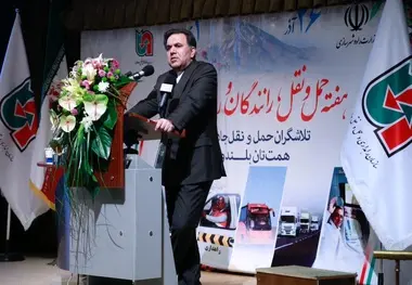 آخوندی: بهره‌وری حمل‌ونقل را با هوشمندسازی بالا می‌بریم