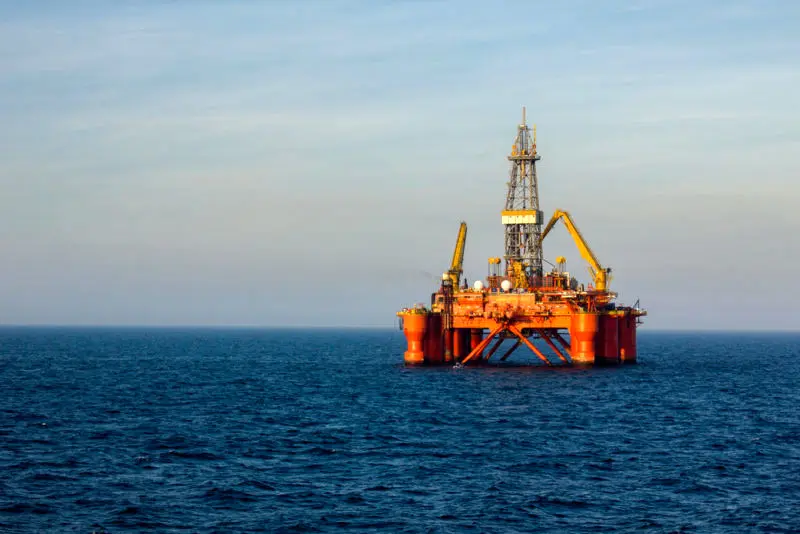 Bahrain’s Biggest Offshore Oil Find Since 1932 Dwarfs Reserves