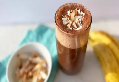 طرز تهیه ۱۱ اسموتی با میوه های بهاری و طعم فوق العاده