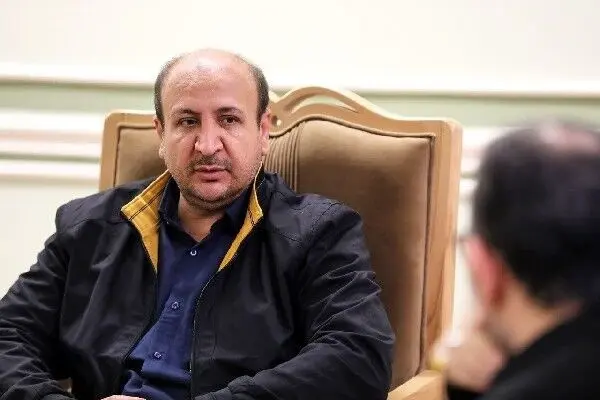 تاکید معاون وزیر راه بر سرعت‌ بخشی قطار بین شهری اراک شهرجدید امیرکبیر