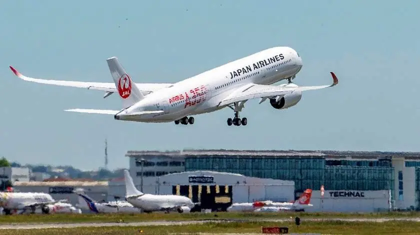 First Japan Airlines A350 XWB Debuts in the Sky