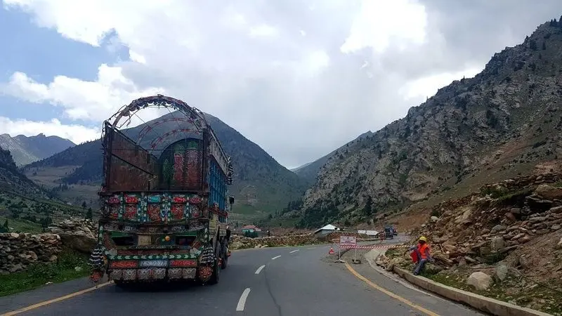 ADB approves $800m to improve road connectivity in Pakistan
