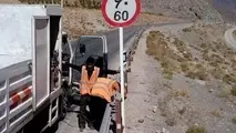 اجرای 5500 متر گاردریل حفاظتی دوربین های جدید کنترل جاده ای استان کرمان