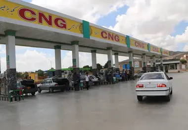 خطر تعطیلی ۲۰۰ جایگاه CNG در کمین؛ تاوان زیان انباشته را چه کسی می‌ دهد؟