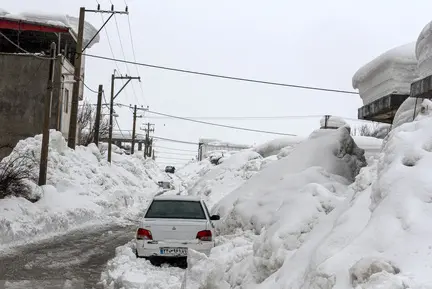 «کوهرنگ» مدفون در برف (4)
