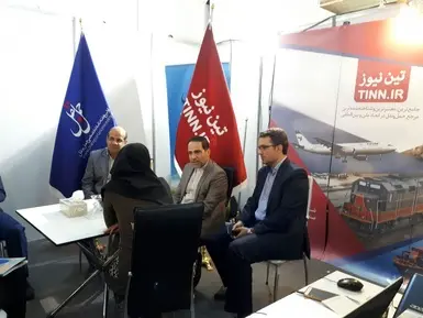 بازدید مدیرکل فرودگاه بین المللی مهراباد از غرفه تین نیوز و هفته نامه حمل ونقل در نمایشگاه ایروپرشیا