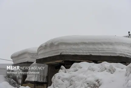 «کوهرنگ» مدفون در برف (3)