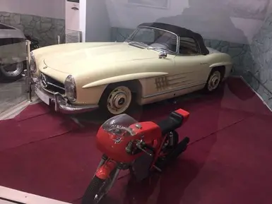 Mercedes Benz SL200