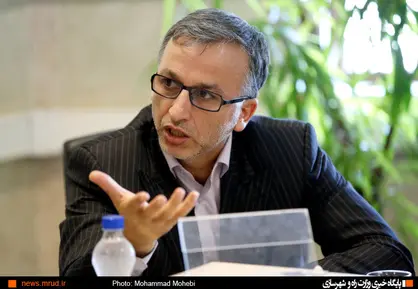 گزارش تصویری: برگزاری جلسه بررسی نحوه جانمایی ایستگاه راه‌آهن پرند با حضور مشاور وزیر راه و شهرسازی