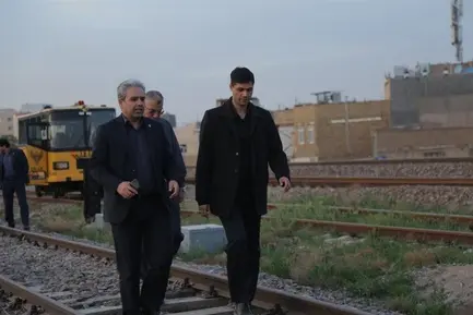 بازدید مدیرعامل راه آهن از محل احداث ترمینال قطار پرسرعت مشهد (2)
