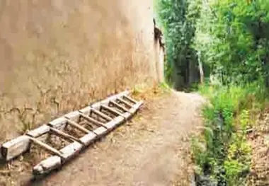 ایستا، عجیب‌ترین روستای ایران