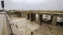 بازدید سرزده وزیر راه و شهرسازی از روند بازسازی ابنیه آسیب‌دیده استان فارس