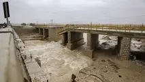 بازدید سرزده وزیر راه و شهرسازی از روند بازسازی ابنیه آسیب‌دیده استان فارس