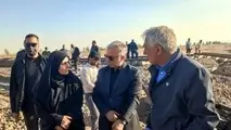 بازدید وزیر راه و شهرسازی از بازسازی محل تعرض دشمن به تاسیسات ریلی