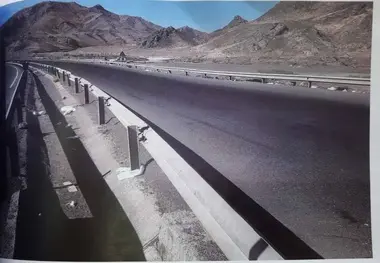 تصاویر محل مرگ دلخراش یک مسافر اتوبوس از پل اتوبان تهران شمال 