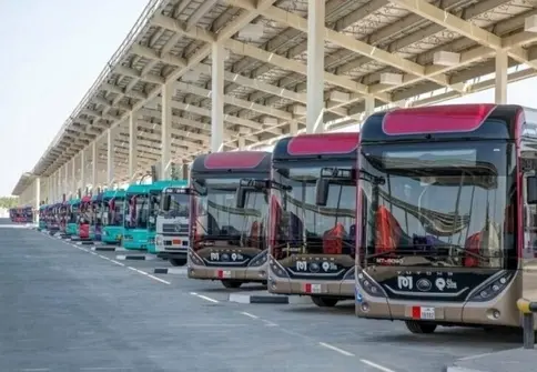 ۷۳ درصد از اتوبوس های عمومی قطر با برق کار می کنند