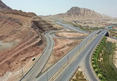 هشدار دادگستری لرستان درباره وضعیت خطرناک آزادراه های خرم آباد | رانندگان لرستانی پول می‌دهند اما خدمات نمی‌گیرند 