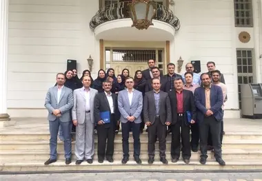 قدردانی از تلاش های علمی سه کاپیتان مامور شرکت کشتیرانی در سازمان بنادر

