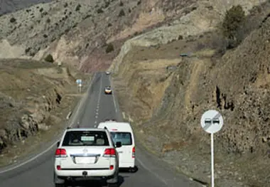 بازگشایی ۷۷۰ راه روستایی در مناطق سیل زده لرستان
