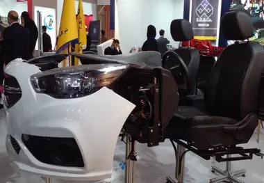 هفدهمین نمایشگاه بین المللی قطعات، لوازم و مجموعه‌ های خودرو آغاز به کار کرد