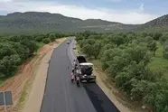 عملیات راهداری در ۵ استان؛ لکه گیری و روکش آسفالت ۸۷ کیلومتر از محورهای مواصلاتی با اعتبار ۱۲ میلیارد تومان