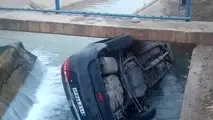سقوط خودروی جک در کانال آب در اصفهان