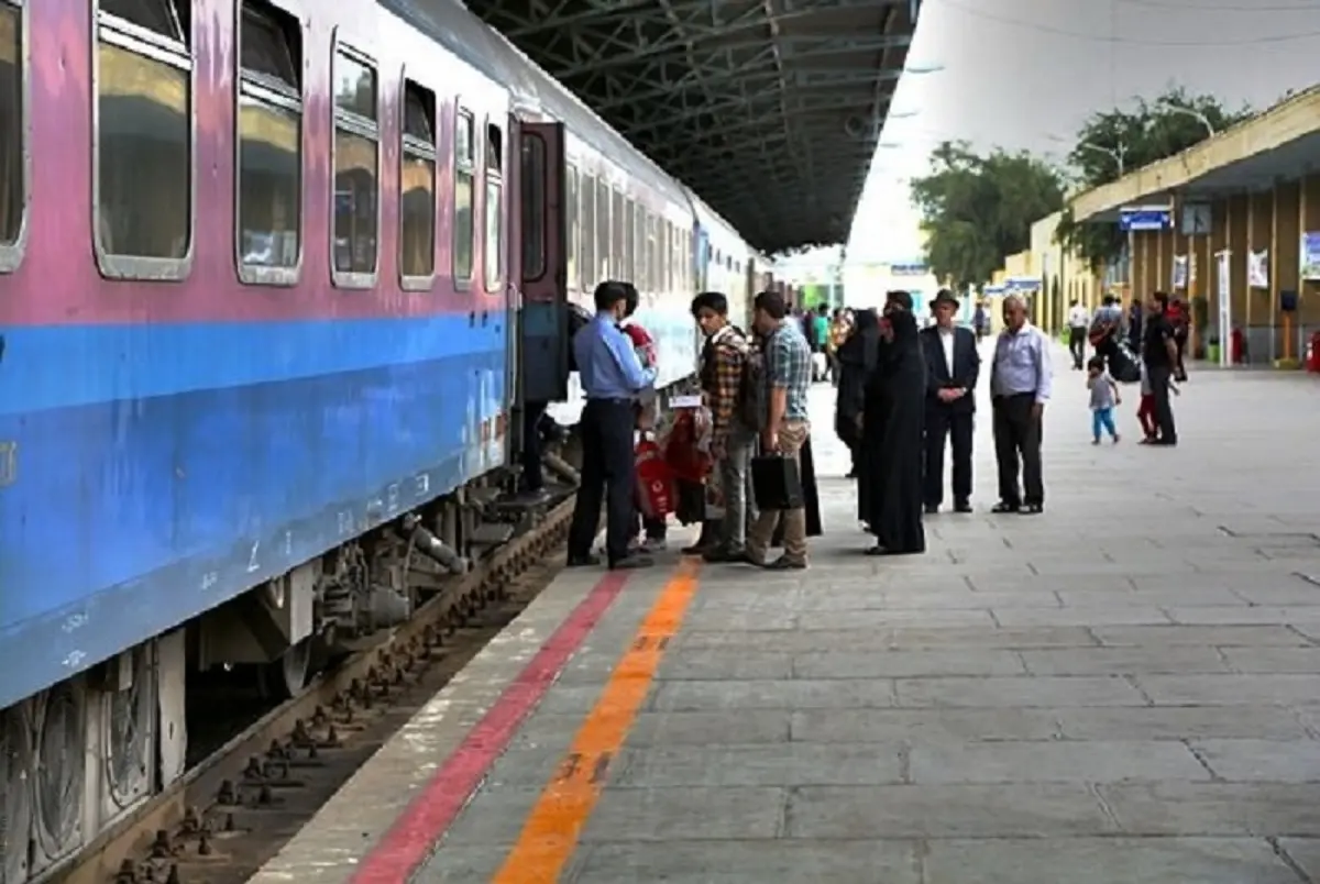 اختصاص ۲۰۲ رام قطار برای بازگشت زائران امام هشتم(ع) به ۲۶ شهر و مرکز استان