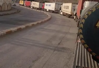 انتقاد رانندگان ترانزیت از صف اسکن در یکی از مرزها