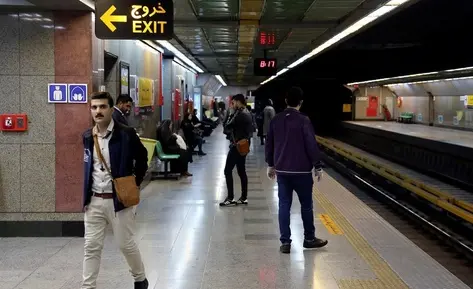 سایه سنگین کرونا بر سر مسافران مترو 