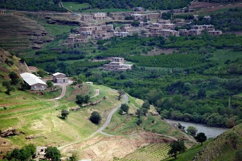  2 هزار و 500 روستای استان کرمانشاه چشم انتظار فردایی روشن