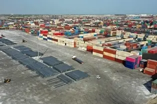 ببینید|  ورود اولین قطار به بندر خشک ریلی تهران
