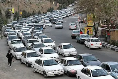 آخرین وضعیت راه های کشور؛ ترافیک سنگین در محور کرج - چالوس
