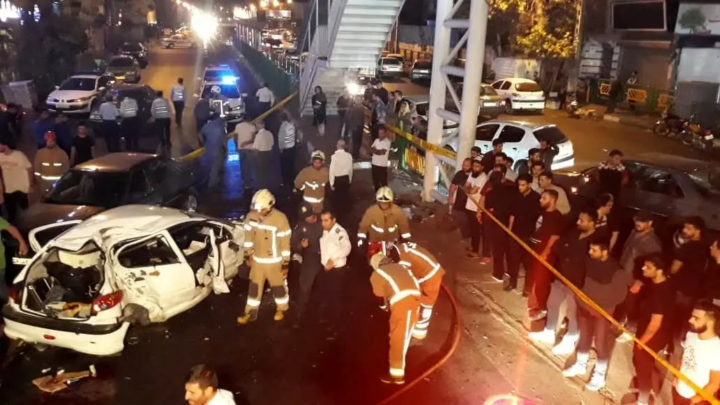 دو کشته در تصادف مرگبار پژو ۲۰۶ با پرشیا و ۴۰۵ در خیابان رسالت 