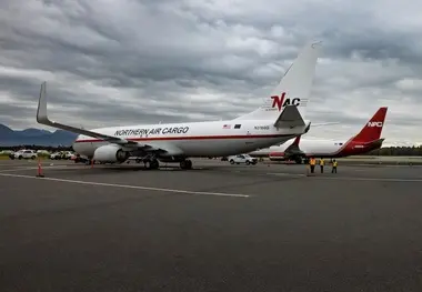Northern Air Cargo adds retro 737-800 freighter