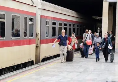 پیش‌ فروش بلیت‌ قطارهای مسافری مهرماه آغاز شد