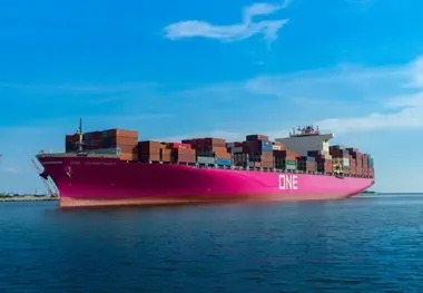 ONE’s First Magenta-Branded Containership Debuts in Asia