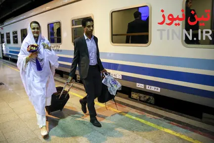 بهره‌برداری از قطارهای پنج ستاره نورالرضا با حضور سرپرست شرکت راه‌آهن