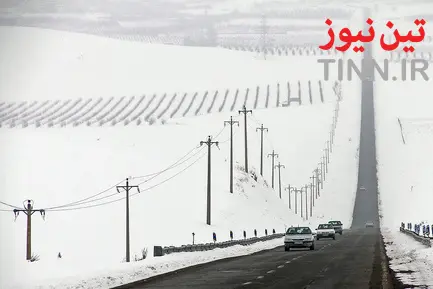 برف روبی و بازگشایی جاده ها در آذربایجان غربی