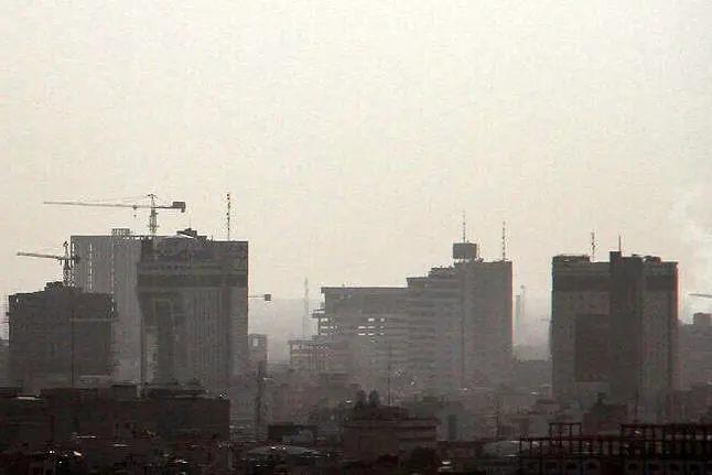 نفتی‌ها: آلودگی هوا به "بنزین" هیچ ربطی ندارد