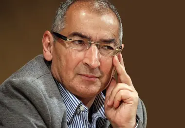 واکنش زیباکلام به فحاشی نماینده سراوان 
