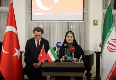 وزیر راه و شهرسازی: فرصت بی بدیل تقویت حمل و نقل و ترانزیت منطقه ای و بین المللی ایران و ترکیه به عنوان پل میان آسیا و اروپا 