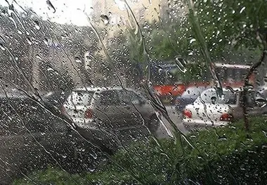 بارش باران در 18 استان‌/ افزایش آلودگی هوا در تهران و کرج