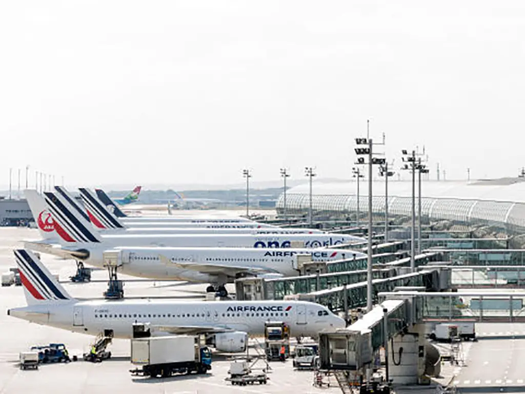 Charles-de-Gaulle Airport rail link funding model approved