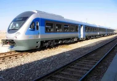تقویت خدمات ریلی در دامغان با افزایش توقف قطارهای مسافری