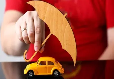 آیا بیمه بدنه باید بنام صاحب ماشین باشد؟


