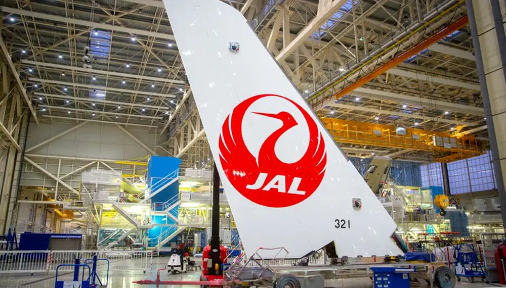 Japan Airlines’ First A350 XWB Takes Shape in the Final Assembly Line
