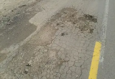 
مرمت 8 کیلومتر از محور معدن قلعه زری در شهرستان خوسف
