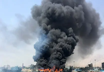 آتش سوزی در بندر صیادی کنگان - بوشهر 